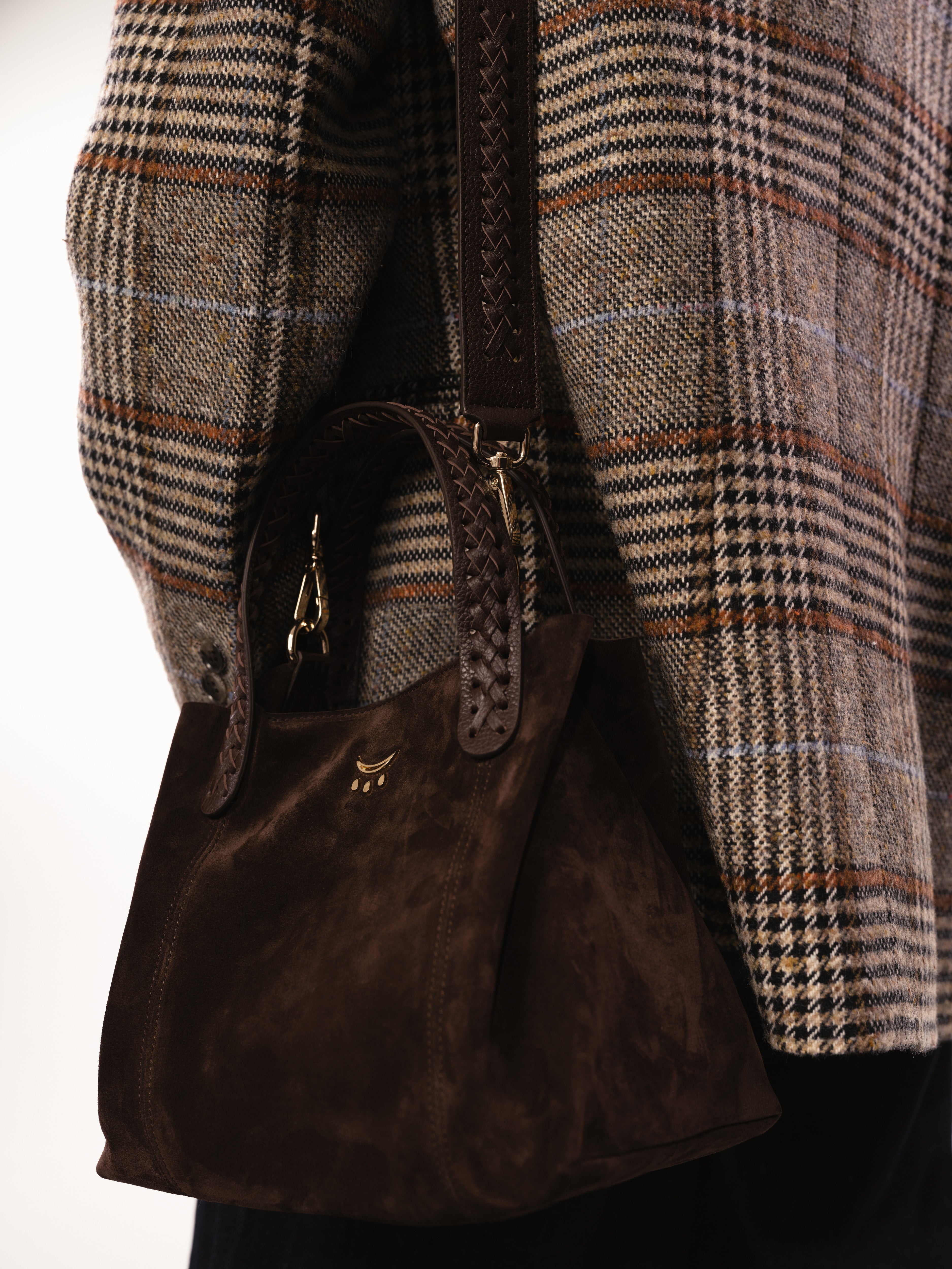 Micro Hemithea - Gamuza Marrón Amargo