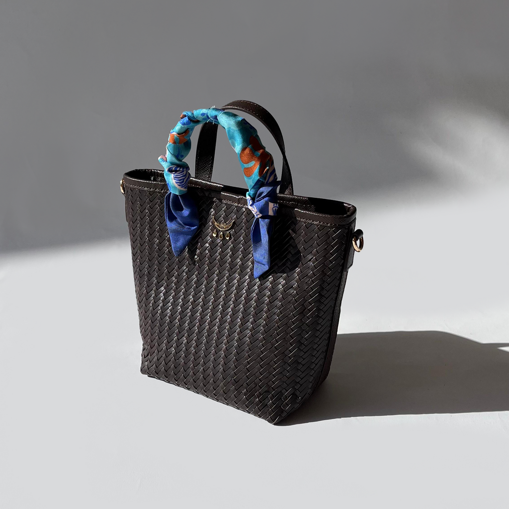 Nora - Marrón Amargo